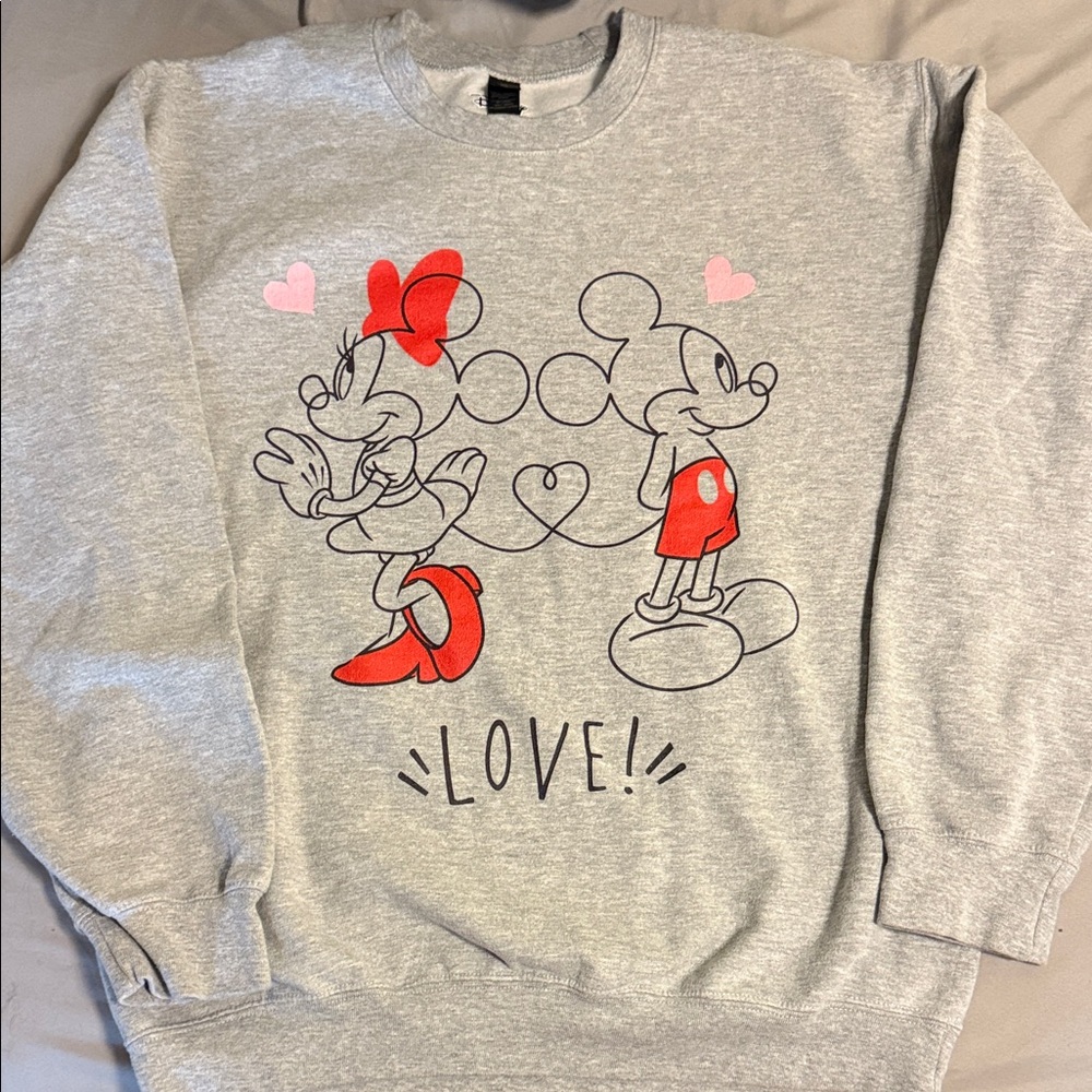 Gildan Softstyle Midweight Sweatshirt in Gray